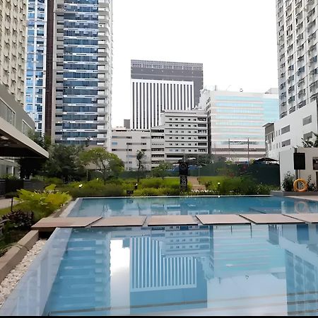 Cebu City Scape At Cebu It Park Экстерьер фото